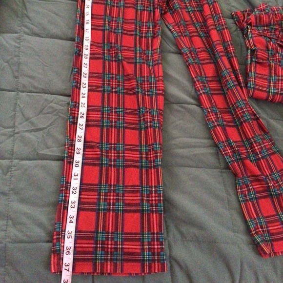 Christmas Pajamas Set - Teenager Size - Picture 6 of 6
